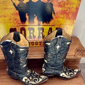 Corral Boots Women's Lizard Inlay Pointed Toe Western Boot B US